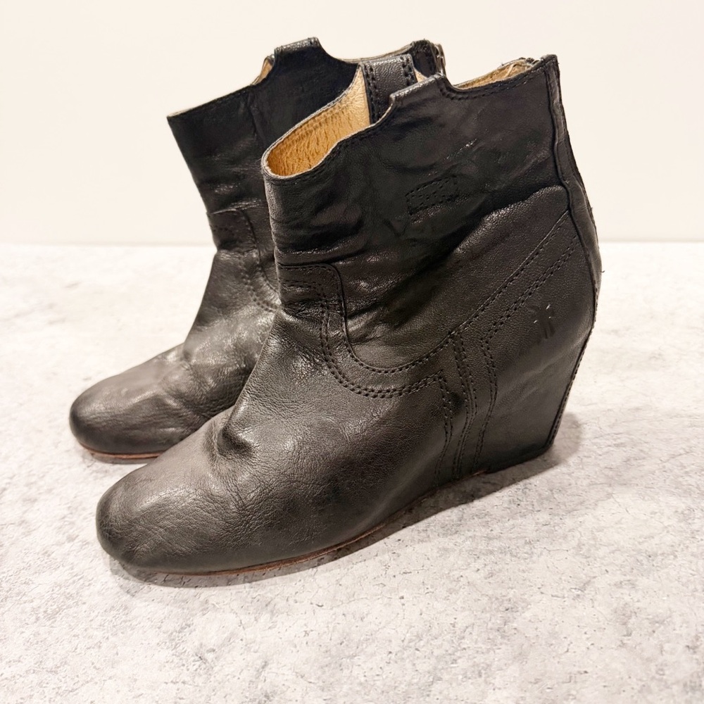Frye Carson Womens Wedge Ankle Booties Leather Back Zip Black Women's 7.5